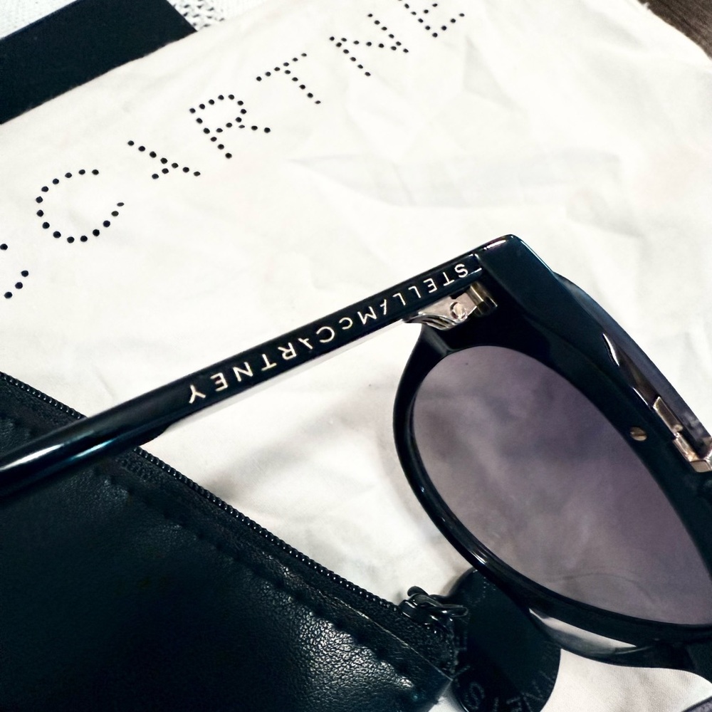 Stella McCartney Detachable Flip Up Flat Top Sunglasses - Picture 7 of 9